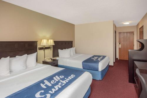 Imagen general del Hotel Days Inn & Suites Branson Entertainment District. Foto 2
