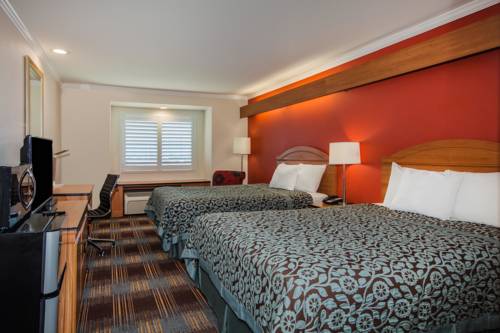 Imagen de la habitación del Hotel Days Inn & Suites By Wyndham Antioch. Foto 5