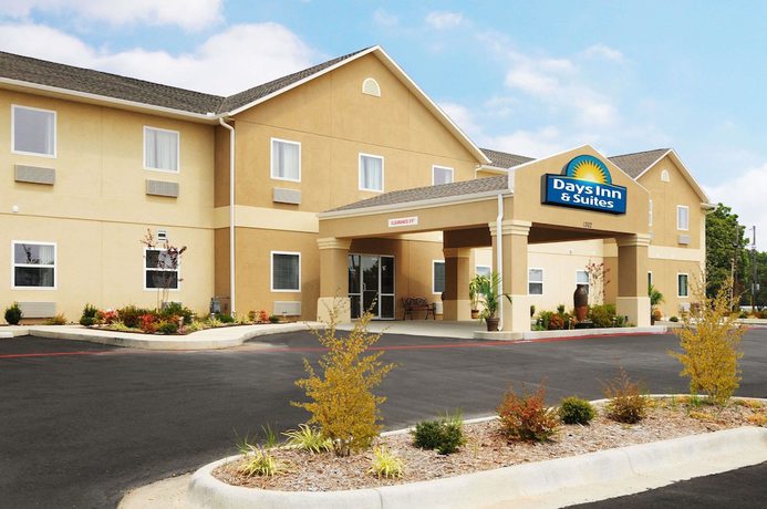 Imagen general del Hotel Days Inn & Suites By Wyndham Cabot. Foto 1