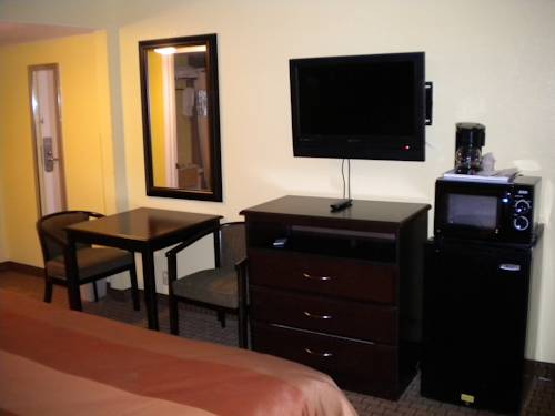 Imagen de la habitación del Hotel Days Inn & Suites By Wyndham Downtown Gatlinburg Parkway. Foto 16