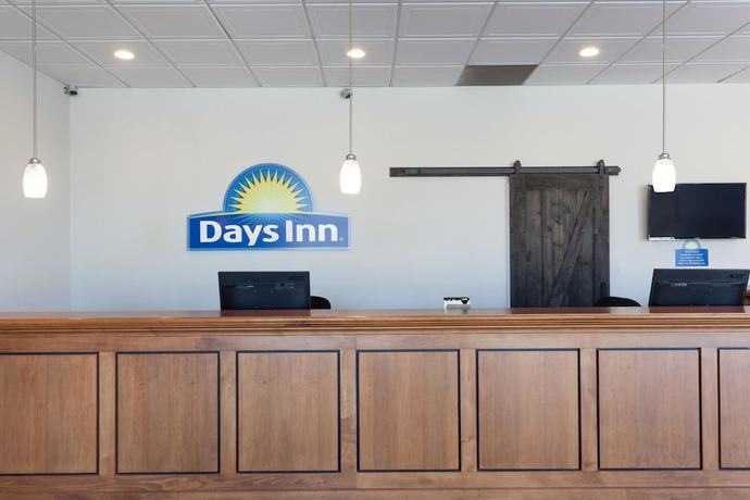 Imagen de los interiores del Hotel Days Inn & Suites By Wyndham Lancaster Amish Count. Foto 16