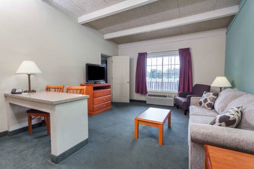 Imagen de la habitación del Hotel Days Inn & Suites By Wyndham Lexington. Foto 3