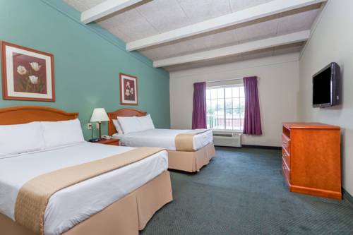 Imagen de la habitación del Hotel Days Inn & Suites By Wyndham Lexington. Foto 8