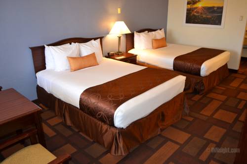 Imagen de la habitación del Hotel Days Inn & Suites By Wyndham Lodi. Foto 7