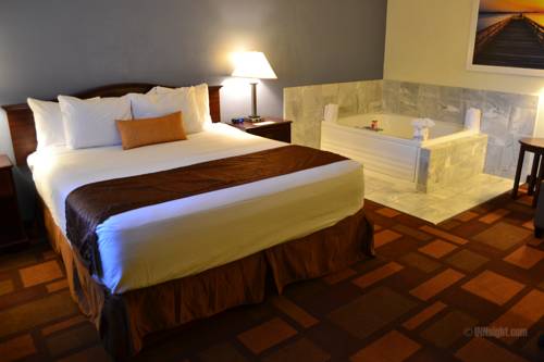Imagen de la habitación del Hotel Days Inn & Suites By Wyndham Lodi. Foto 8