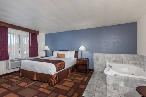 Imagen de la habitación del Hotel Days Inn & Suites By Wyndham Lodi. Foto 15