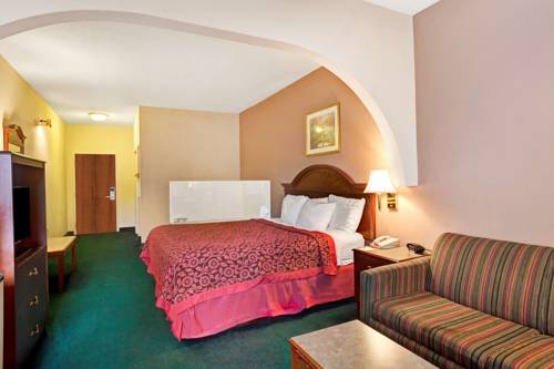 Imagen de la habitación del Hotel Days Inn & Suites By Wyndham Louisville Sw. Foto 10