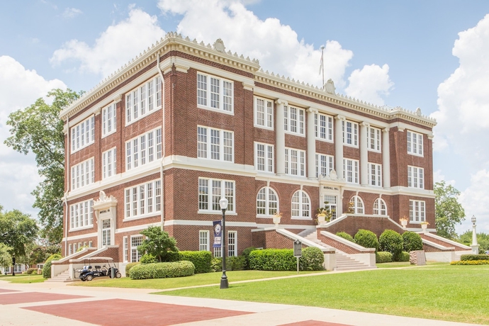 Imagen general del Hotel Days Inn & Suites By Wyndham Marshall. Foto 2