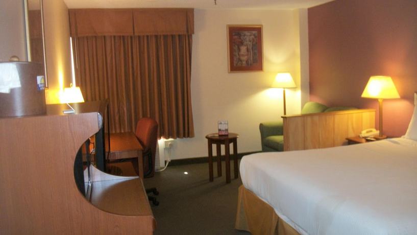 Imagen de la habitación del Hotel Days Inn & Suites By Wyndham Mt Pleasant. Foto 5