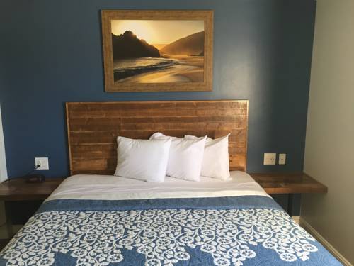 Imagen de la habitación del Hotel Days Inn & Suites By Wyndham San Diego Sdsu. Foto 3