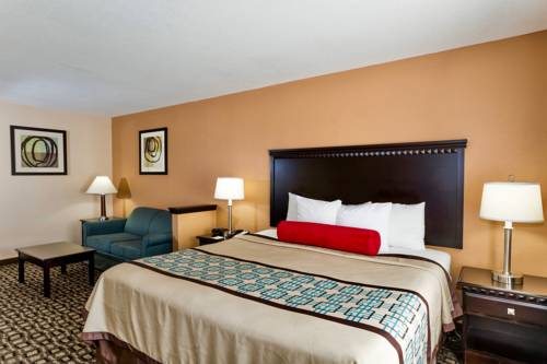 Imagen de la habitación del Hotel Days Inn & Suites By Wyndham Savannah North I-95. Foto 1