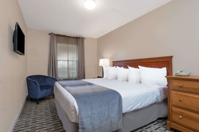 Imagen de la habitación del Hotel Days Inn & Suites By Wyndham Sellersburg. Foto 3