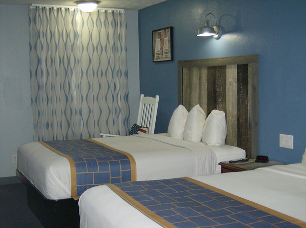 Imagen de la habitación del Hotel Days Inn & Suites By Wyndham Terre Haute. Foto 15