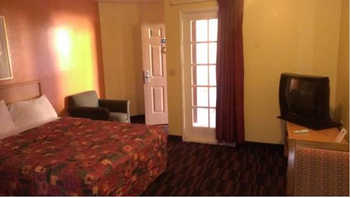 Imagen de la habitación del Hotel Days Inn & Suites By Wyndham Tucson Az. Foto 6