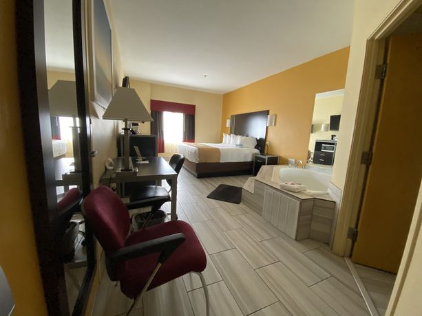Imagen de la habitación del Hotel Days Inn & Suites by Wyndham Augusta Near Fort Gordon. Foto 3