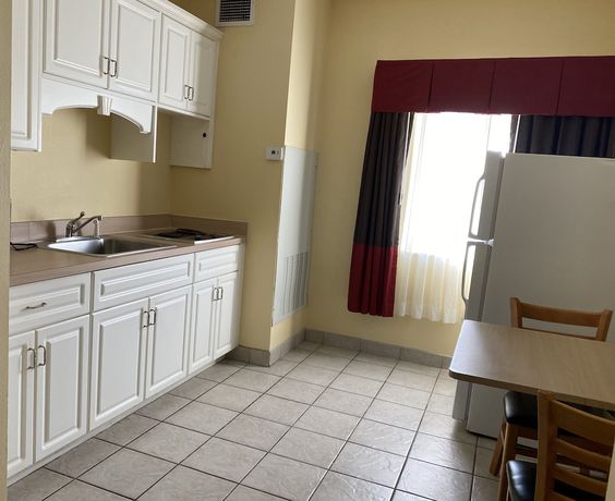Imagen de la habitación del Hotel Days Inn & Suites by Wyndham Augusta Near Fort Gordon. Foto 8