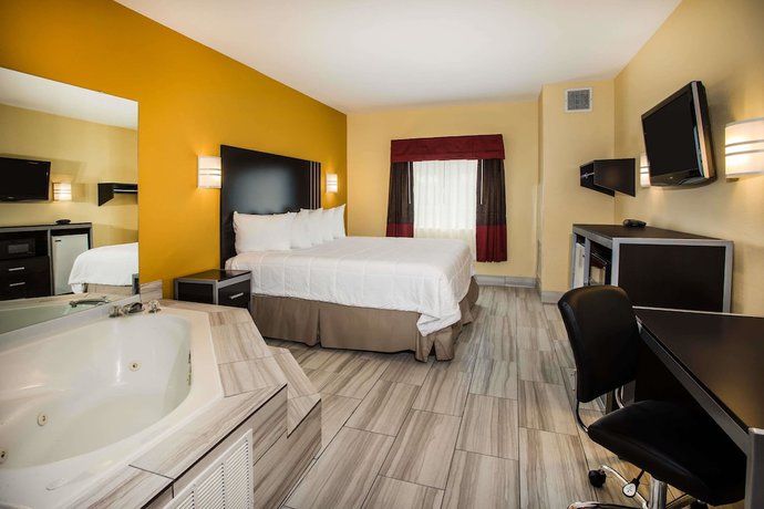 Imagen de la habitación del Hotel Days Inn & Suites by Wyndham Augusta Near Fort Gordon. Foto 9