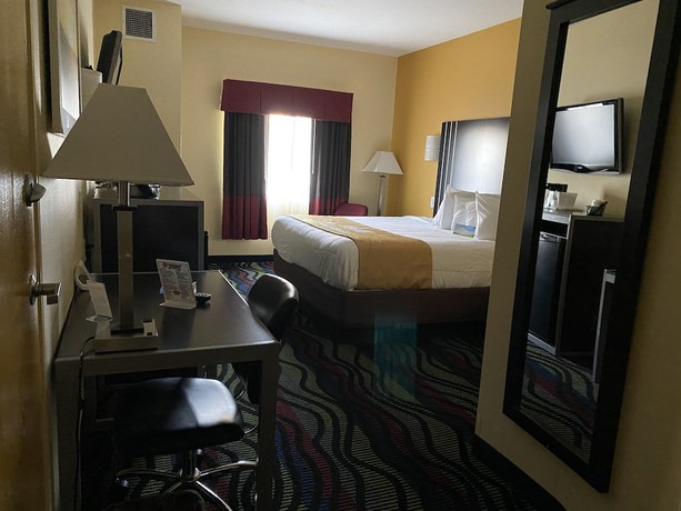 Imagen de la habitación del Hotel Days Inn & Suites by Wyndham Augusta Near Fort Gordon. Foto 14