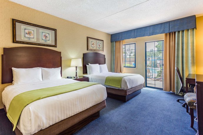 Imagen de la habitación del Hotel Days Inn & Suites by Wyndham Mesa Near Phoenix. Foto 13