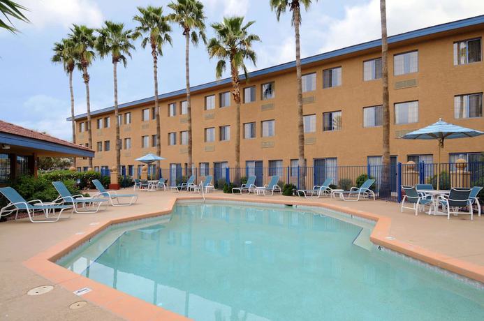 Imagen general del Hotel Days Inn & Suites by Wyndham Mesa Near Phoenix. Foto 3