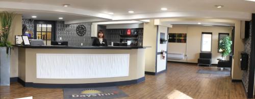 Imagen general del Hotel Days Inn & Suites by Wyndham Sault Ste. Marie ON. Foto 1