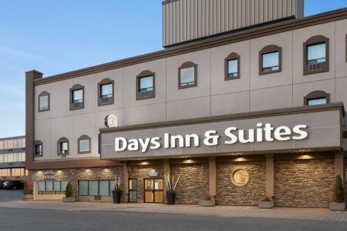 Imagen general del Hotel Days Inn & Suites by Wyndham Sault Ste. Marie ON. Foto 3