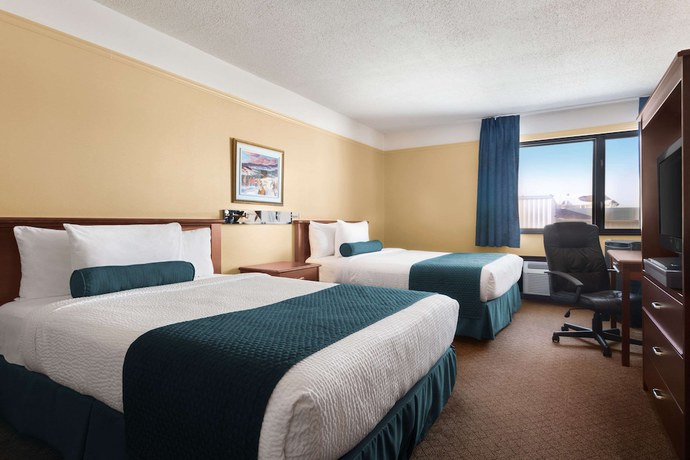 Imagen de la habitación del Hotel Days Inn and Conference Centre by Wyndham Blainville. Foto 12