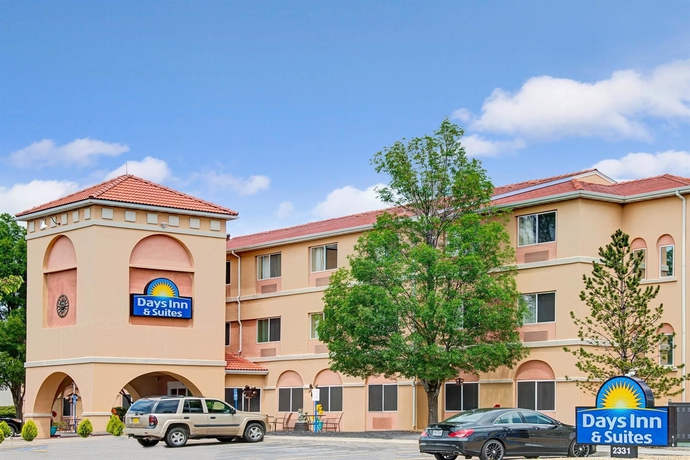 Imagen general del Hotel Days Inn and Suites By Wyndham Airport Albuquerque. Foto 1