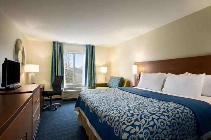 Imagen de la habitación del Hotel Days Inn and Suites By Wyndham Altoona. Foto 4