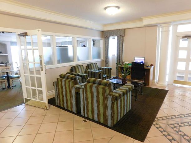 Imagen de los interiores del Hotel Days Inn and Suites By Wyndham Arlington Heights. Foto 20