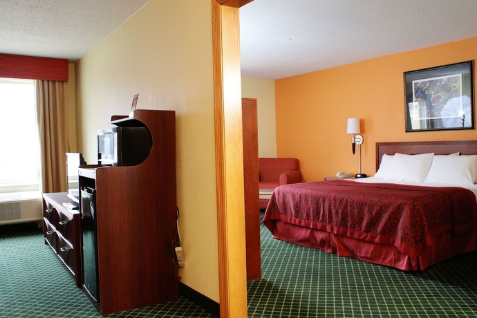 Imagen de la habitación del Hotel Days Inn and Suites By Wyndham Bloomington/normal Il. Foto 2