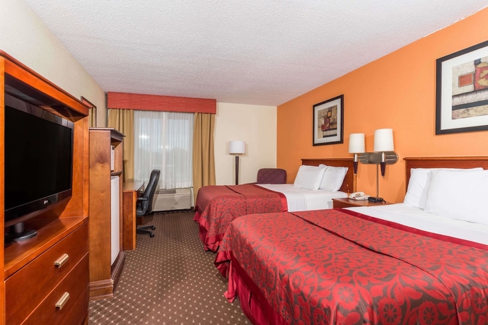 Imagen de la habitación del Hotel Days Inn and Suites By Wyndham Bloomington/normal Il. Foto 12