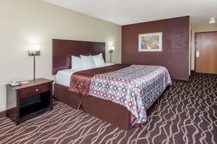 Imagen de la habitación del Hotel Days Inn and Suites By Wyndham Casey. Foto 6