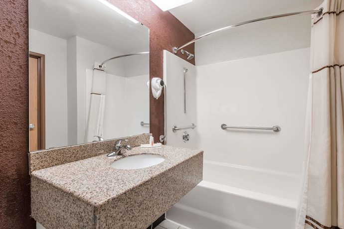 Imagen de la habitación del Hotel Days Inn and Suites By Wyndham Casey. Foto 12