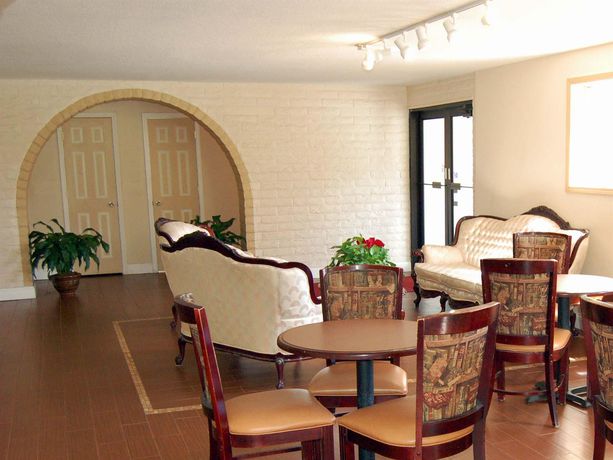 Imagen de la habitación del Hotel Days Inn and Suites By Wyndham Cincinnati North. Foto 6