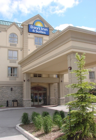 Imagen general del Hotel Days Inn and Suites By Wyndham Collingwood. Foto 1