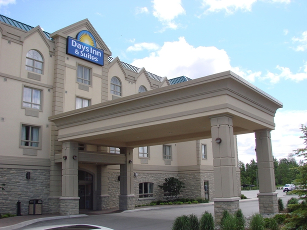 Imagen general del Hotel Days Inn and Suites By Wyndham Collingwood. Foto 2