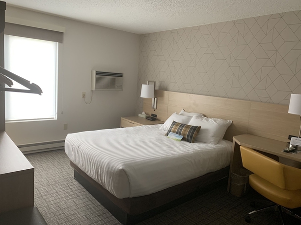 Imagen de la habitación del Hotel Days Inn and Suites By Wyndham Duluth By The Mall. Foto 8