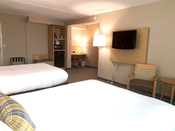 Imagen de la habitación del Hotel Days Inn and Suites By Wyndham Duluth By The Mall. Foto 10