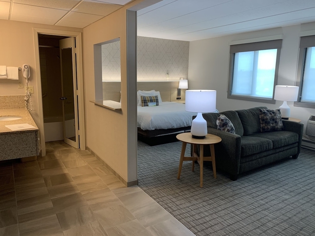 Imagen de la habitación del Hotel Days Inn and Suites By Wyndham Duluth By The Mall. Foto 14