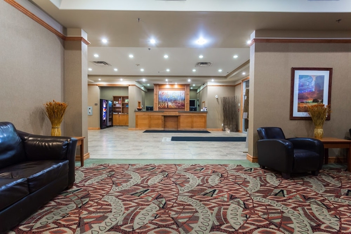 Imagen de los interiores del Hotel Days Inn and Suites By Wyndham Edmonton Airport. Foto 19