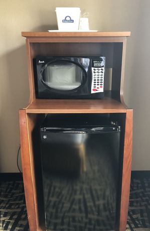 Imagen de la habitación del Hotel Days Inn and Suites By Wyndham Fort Pierce I-95. Foto 7