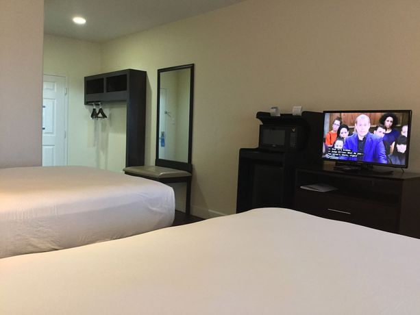 Imagen de la habitación del Hotel Days Inn and Suites By Wyndham Galveston West/seawall. Foto 8