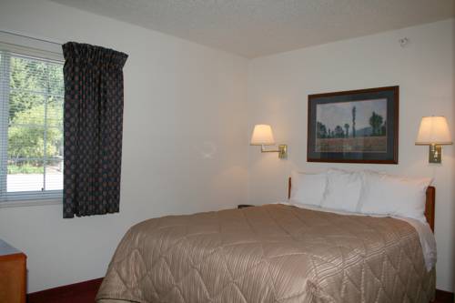 Imagen de la habitación del Hotel Days Inn and Suites By Wyndham Green Bay Wi.. Foto 7