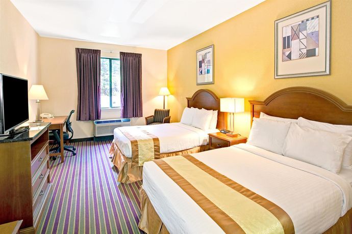 Imagen de la habitación del Hotel Days Inn and Suites By Wyndham Hickory. Foto 10