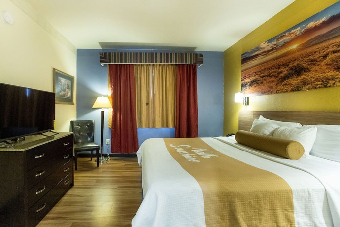Imagen de la habitación del Hotel Days Inn and Suites By Wyndham Houston North/aldine. Foto 8