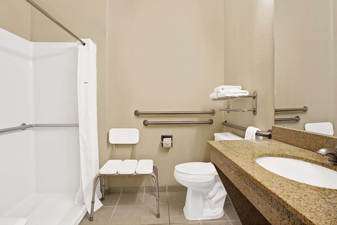 Imagen de la habitación del Hotel Days Inn and Suites By Wyndham Houston North/aldine. Foto 13