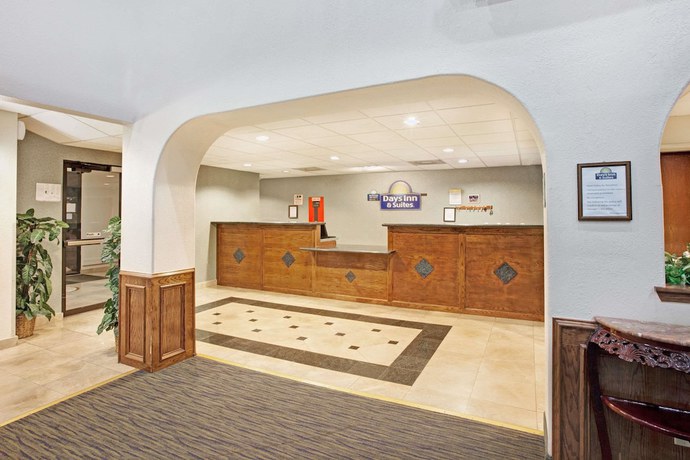 Imagen de los interiores del Hotel Days Inn and Suites By Wyndham Houston North/aldine. Foto 15