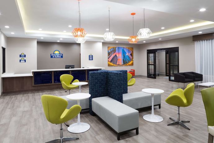 Imagen de los interiores del Hotel Days Inn and Suites By Wyndham Houston Nw Cypress. Foto 20