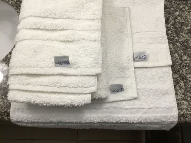 Imagen de la habitación del Hotel Days Inn and Suites By Wyndham Huntsville. Foto 13